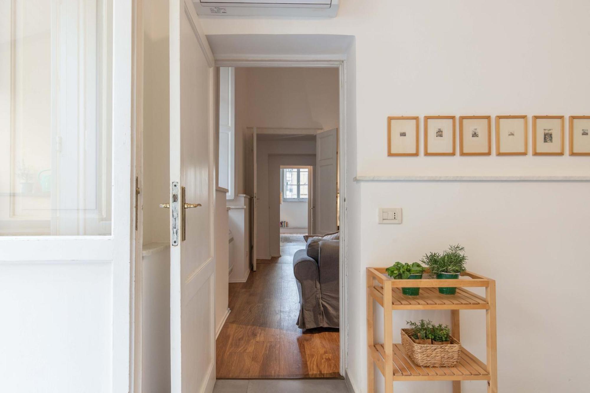 900 - Guest House Ливорно Экстерьер фото