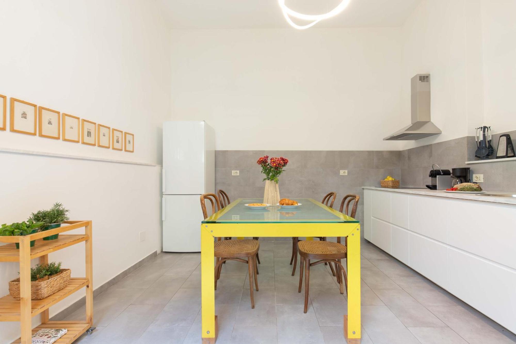 900 - Guest House Ливорно Экстерьер фото