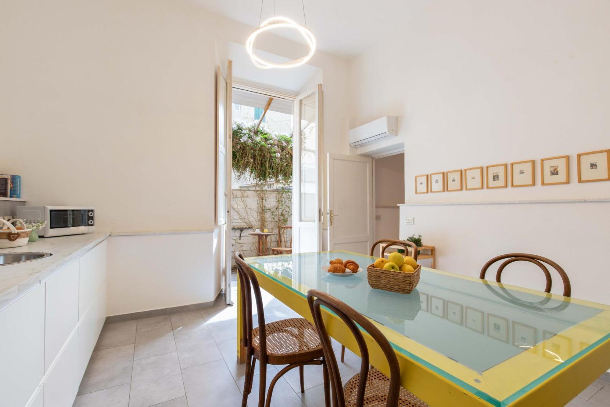 900 - Guest House Ливорно Экстерьер фото