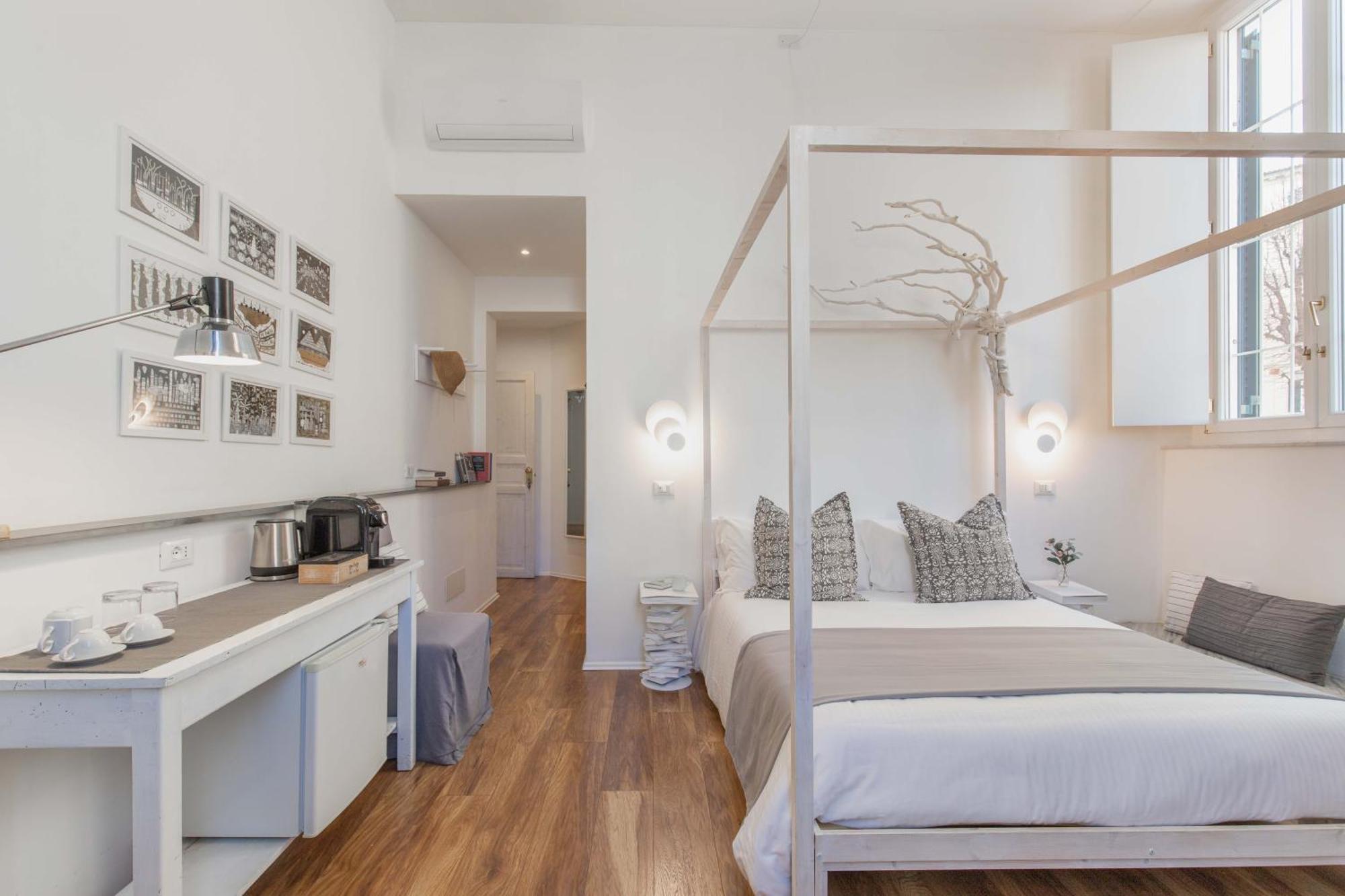 900 - Guest House Ливорно Экстерьер фото