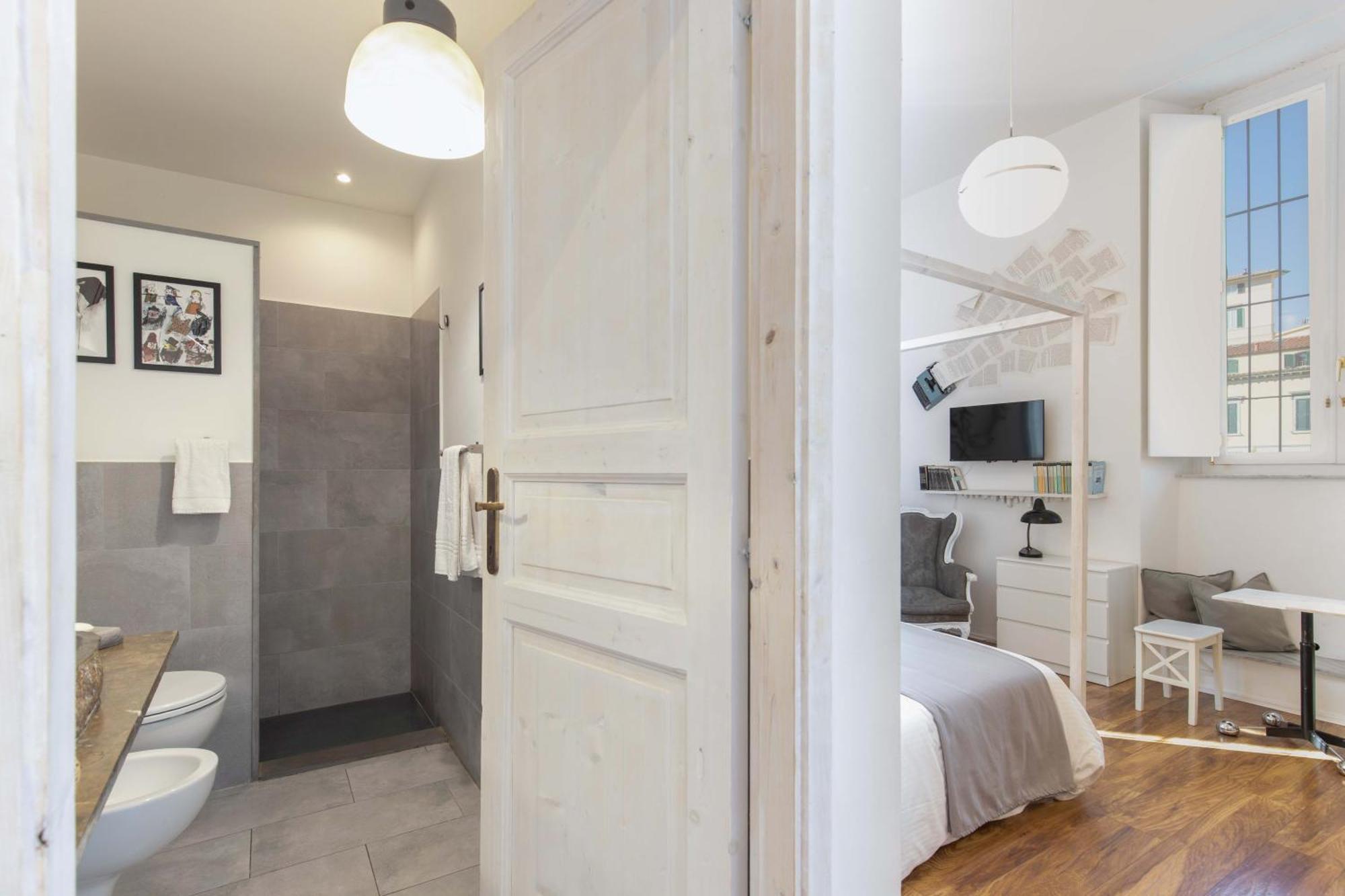 900 - Guest House Ливорно Экстерьер фото